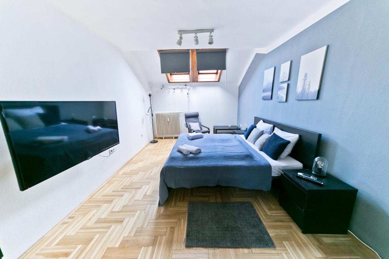 Dob Duplex Apartment 布达佩斯 外观 照片